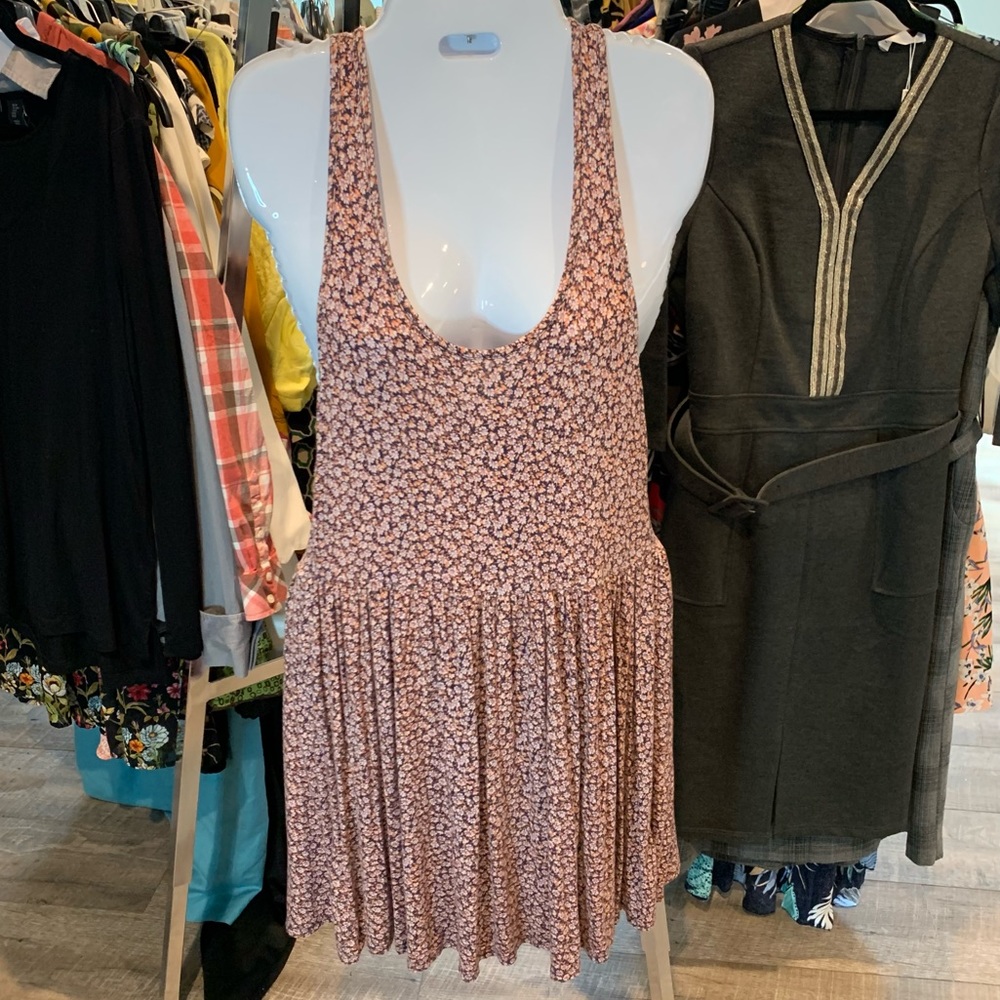 KIMCHI BLUE - Scoop Neck Floral Mini Dress